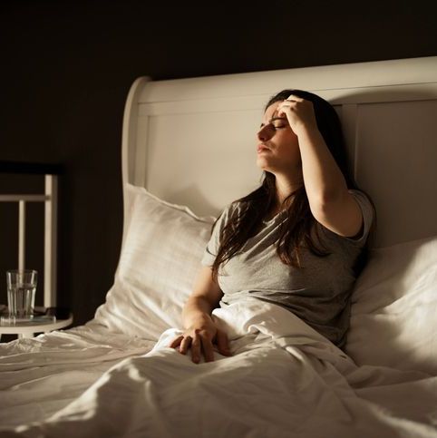 Night Sweats in Early Pregnancy: What to Do – Yana - Pineapple On Pizza During Pregnancy Night Sweats